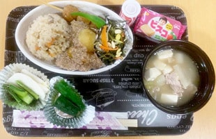 子ども食堂元気百倍レストランなじょも