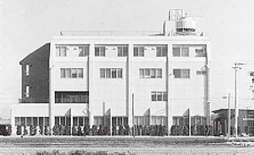 新潟医療生活協同組合 木戸病院設立時の外観